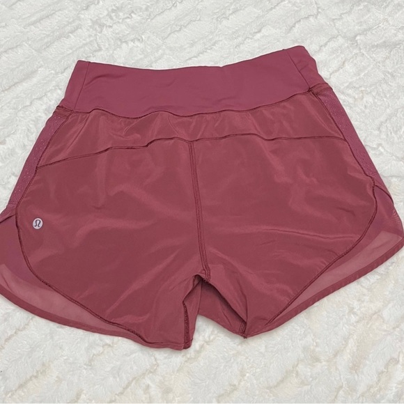 Lululemon Over & Above Shorts   6 #6-05 - Picture 3 of 14